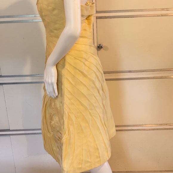 Carmen Marc Valvo Strapless Cocktail Tiered Ruffle Silk Dress Yellow Sz 6 - Picture 4 of 14